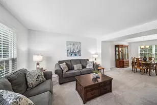567 Lakeview Dr, Oswego, IL 60543 - Photo 11