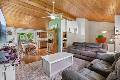 6415 Wood Drive, Oakwood Hills, IL 60013 - Photo 3