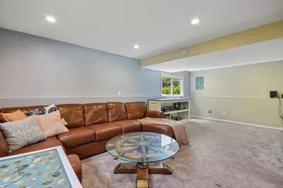 6415 Wood Drive, Oakwood Hills, IL 60013 - Photo 15