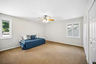 2036 Valley Lo Ln, Glenview, IL 60025 - Photo 27