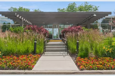 402 Kelburn Road #323, Deerfield, IL 60015 - Photo 19