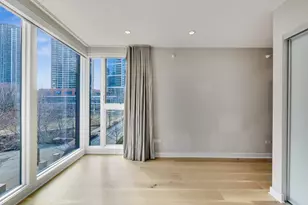 198 N Park Dr, Chicago, IL 60601 - Photo 19