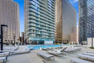198 N Park Dr, Chicago, IL 60601 - Photo 77