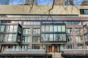 198 N Park Dr, Chicago, IL 60601 - Photo 1