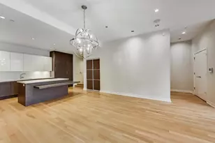198 N Park Dr, Chicago, IL 60601 - Photo 5