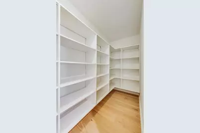 198 N Park Drive #198, Chicago, IL 60601 - Photo 25