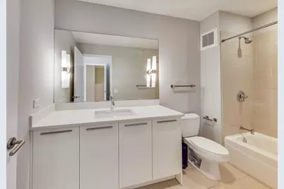 198 N Park Drive #198, Chicago, IL 60601 - Photo 21