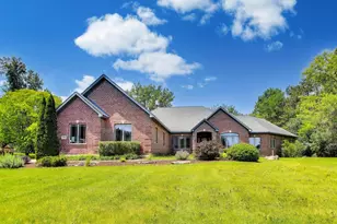 11905 Kingston Pl, Algonquin, IL 60102 - Photo 1