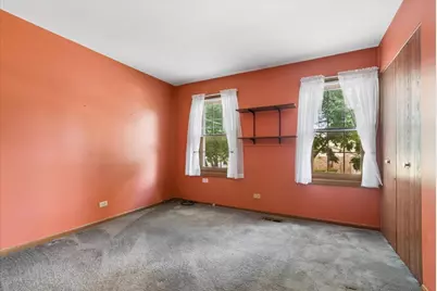 7829 Nantucket Drive, Darien, IL 60561 - Photo 15