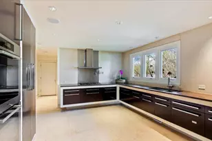 2441 Woodbridge Ln, Highland Park, IL 60035 - Photo 9