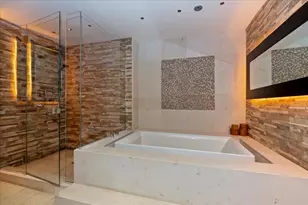 2441 Woodbridge Ln, Highland Park, IL 60035 - Photo 15
