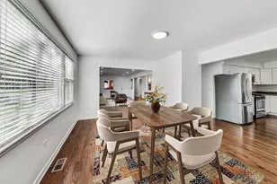 1108 Fortuna Ave, Park Ridge, IL 60068 - Photo 9
