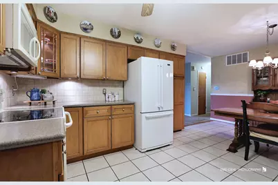 518 Oak Street, Elk Grove Village, IL 60007 - Photo 7
