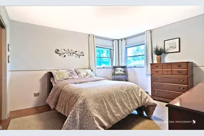 518 Oak Street, Elk Grove Village, IL 60007 - Photo 15