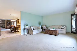 518 Oak St, Elk Grove Village, IL 60007 - Photo 3