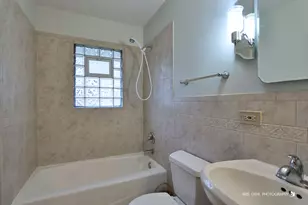 518 Oak St, Elk Grove Village, IL 60007 - Photo 17