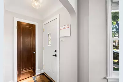 5704 N Major Avenue, Chicago, IL 60646 - Photo 3