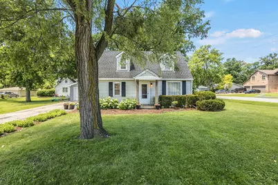 7522 Arlene Avenue, Willowbrook, IL 60527 - Photo 1