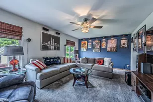 299 Clarendon Ln, Bolingbrook, IL 60440 - Photo 19