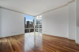 170 W Polk St, Chicago, IL 60605 - Photo 5