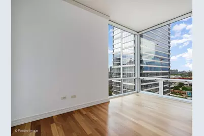 170 W Polk Street #1406, Chicago, IL 60605 - Photo 7