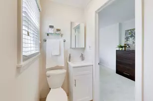 2090 Greenview Rd, Northbrook, IL 60062 - Photo 11