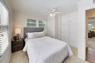 2090 Greenview Rd, Northbrook, IL 60062 - Photo 13