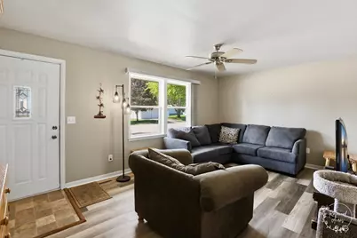2205 W Hickory Street, Kankakee, IL 60901 - Photo 5