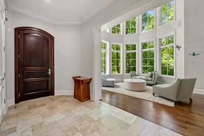 2390 Woodpath Lane, Highland Park, IL 60035 - Photo 5