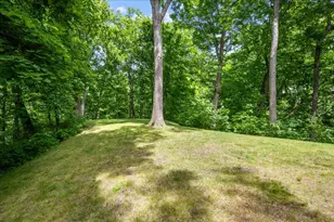 2390 Woodpath Ln, Highland Park, IL 60035 - Photo 49