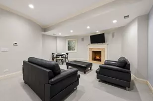 2390 Woodpath Ln, Highland Park, IL 60035 - Photo 45