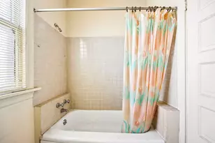 2934 N Gresham Ave, Chicago, IL 60618 - Photo 11