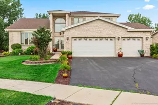 80 Maryview Pkwy, Matteson, IL 60443 - Photo 1