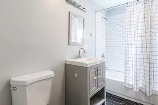 3301 N Harding Ave, Chicago, IL 60618 - Photo 9