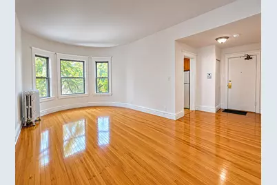 668 W Sheridan Road #2, Chicago, IL 60613 - Photo 3