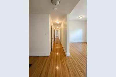 668 W Sheridan Road #2, Chicago, IL 60613 - Photo 9