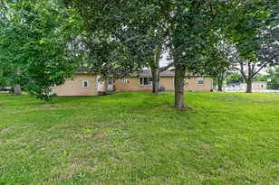 201 N Vermillion St, Troy Grove, IL 61372 - Photo 25