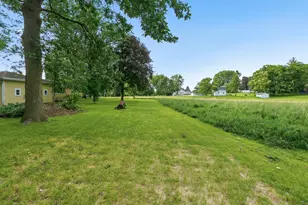 201 N Vermillion St, Troy Grove, IL 61372 - Photo 29