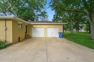 201 N Vermillion St, Troy Grove, IL 61372 - Photo 37