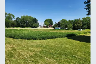 201 N Vermillion Street, Troy Grove, IL 61372 - Photo 3