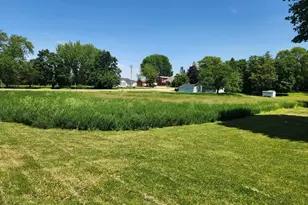 201 N Vermillion St, Troy Grove, IL 61372 - Photo 3