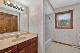 201 N Vermillion St, Troy Grove, IL 61372 - Photo 19