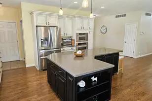 112 Pheasant Run, Chicago, IL 62898 - Photo 15