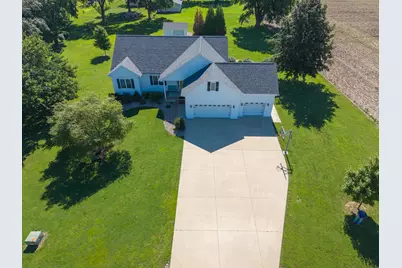 112 Pheasant Run, Chicago, IL 62898 - Photo 7