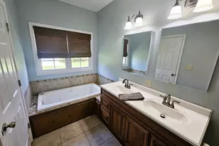 112 Pheasant Run, Chicago, IL 62898 - Photo 27