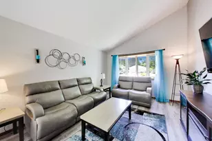 524 Redwing Dr, Round Lake Beach, IL 60073 - Photo 5