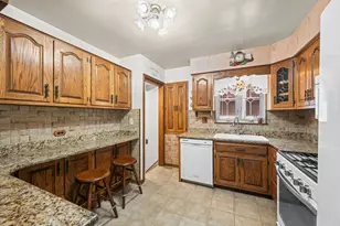 7419 W Howard St, Chicago, IL 60631 - Photo 5