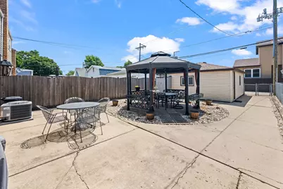 7419 W Howard Street, Chicago, IL 60631 - Photo 17