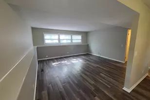 12381240 Thomas Dr, Woodstock, IL 60098 - Photo 9