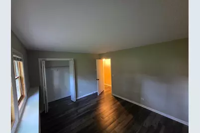 1238-1240 Thomas Drive, Woodstock, IL 60098 - Photo 11